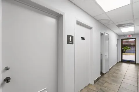 2700 E Bay Drive Largo FL 33771