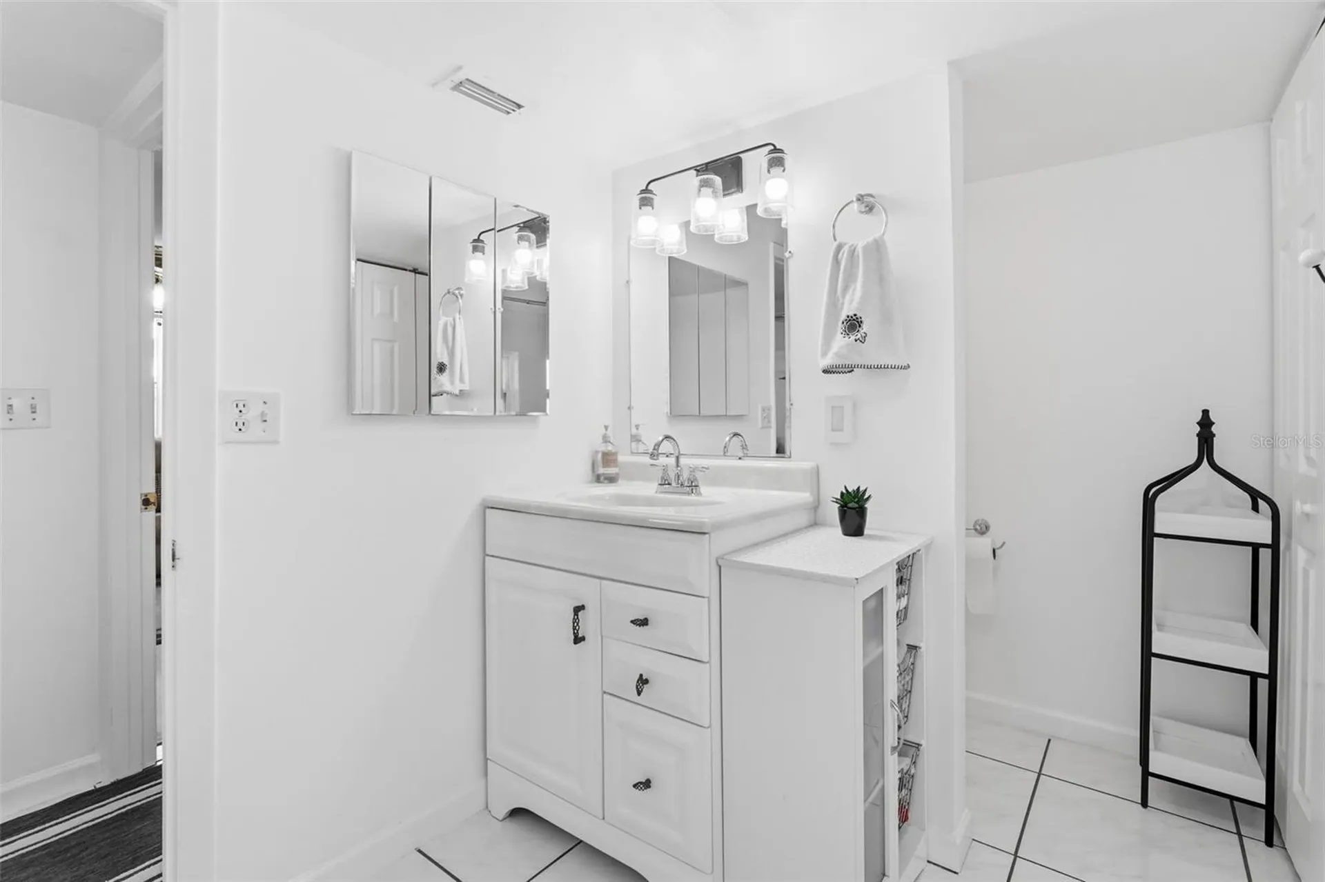 8061 49th Avenue N St Petersburg FL 33709