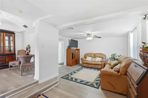 8061 49th Avenue N St Petersburg FL 33709