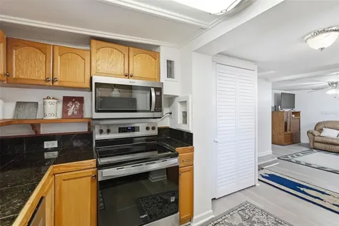 8061 49th Avenue N St Petersburg FL 33709
