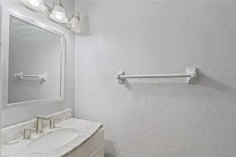 1836 N Crystal Lake Drive Lakeland FL 33801