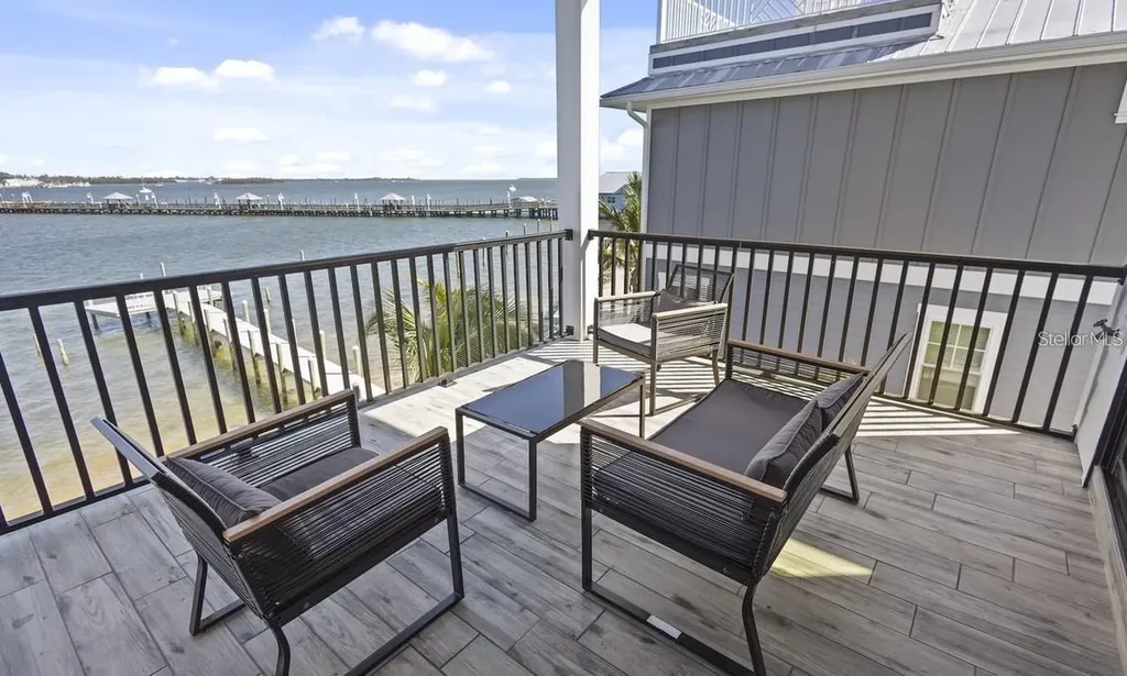 203 Bay Drive N Bradenton Beach FL 34217