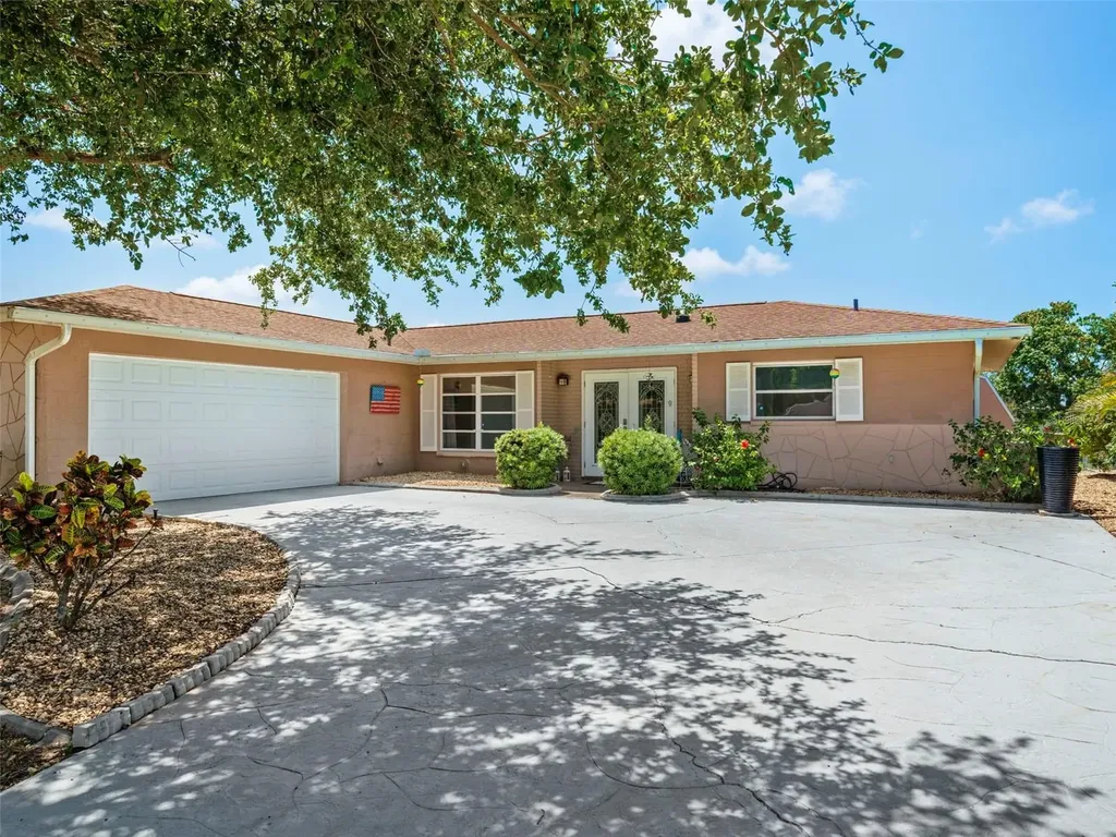 1260 Lakeside Drive Venice FL 34293