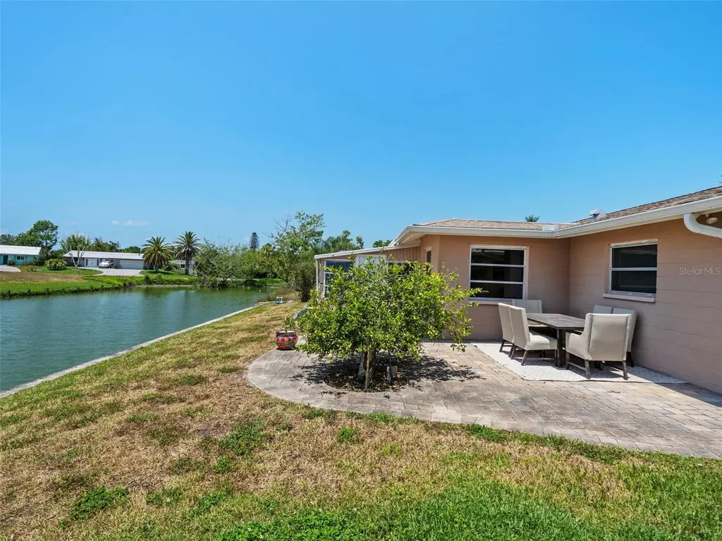 1260 Lakeside Drive Venice FL 34293