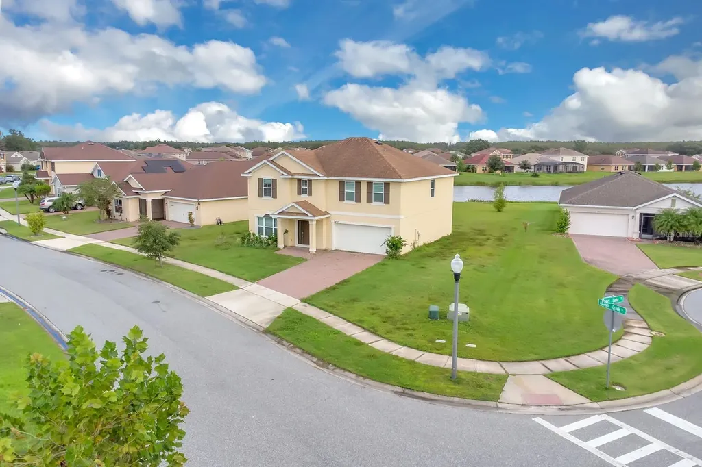 2437 Addison Creek Drive Kissimmee FL 34758