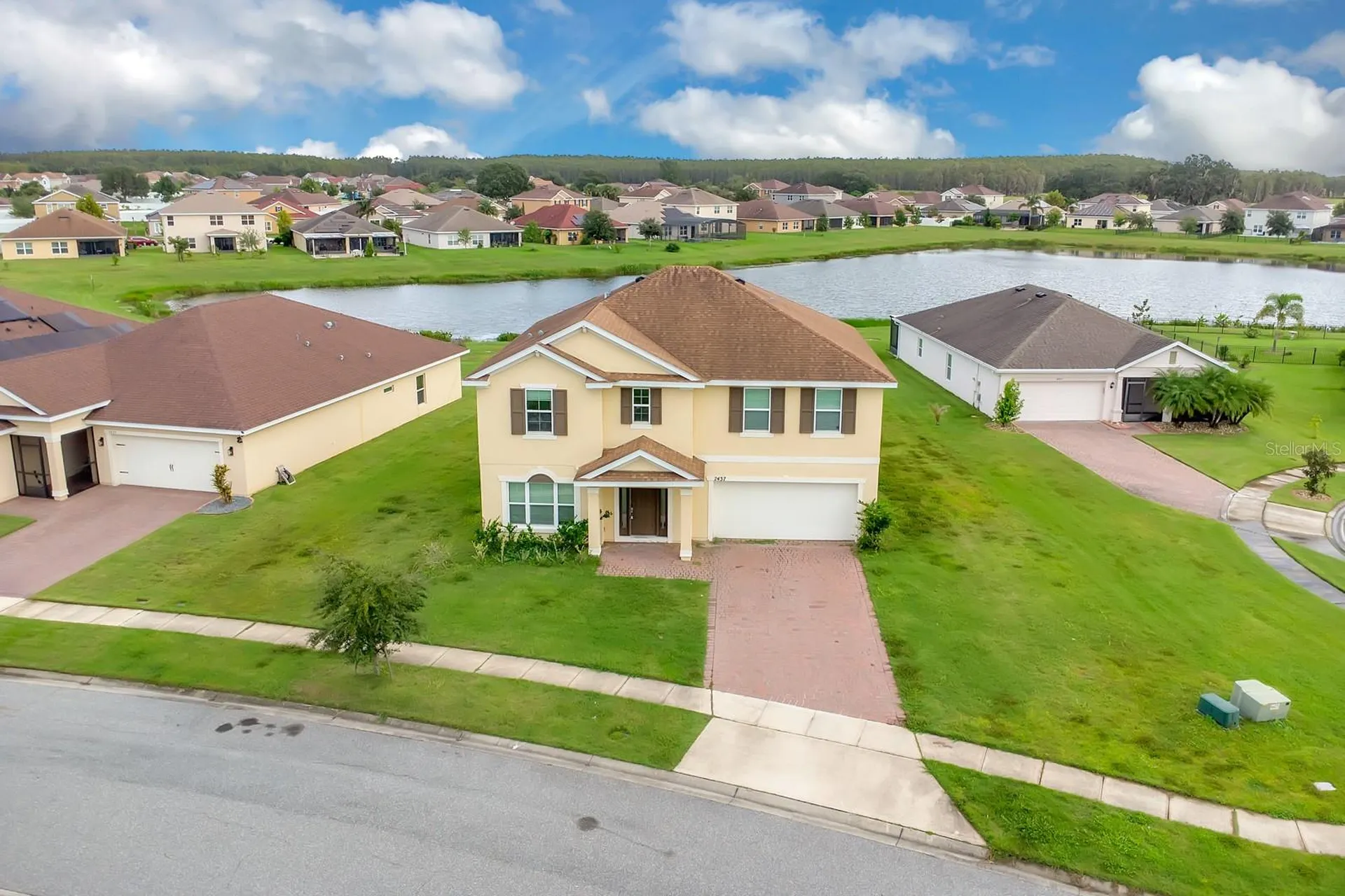 2437 Addison Creek Drive Kissimmee FL 34758