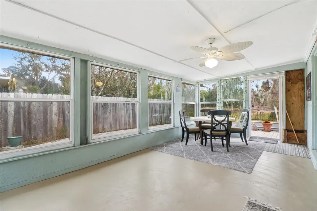 2341 S Whitier Point Homosassa FL 34448