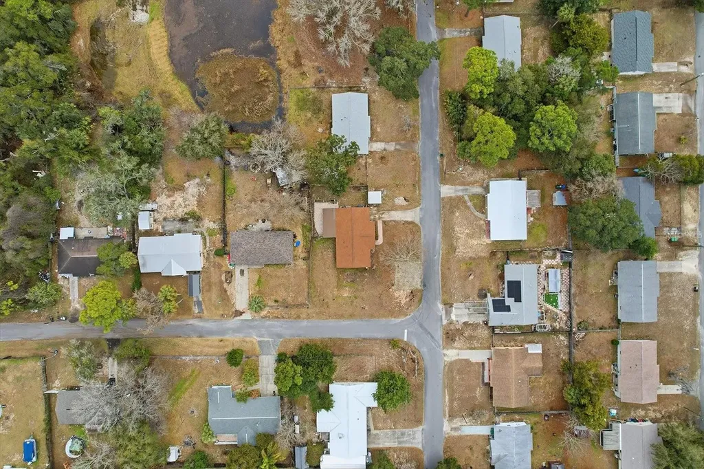 2341 S Whitier Point Homosassa FL 34448