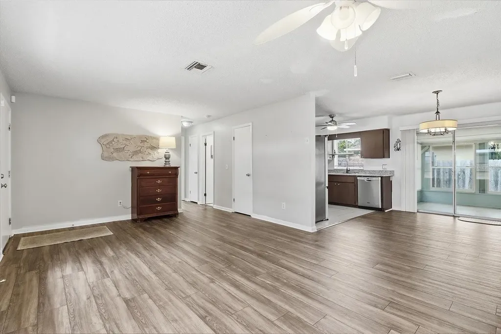 2341 S Whitier Point Homosassa FL 34448