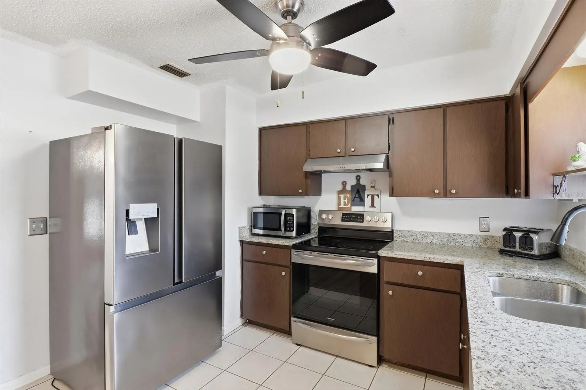 2341 S Whitier Point Homosassa FL 34448