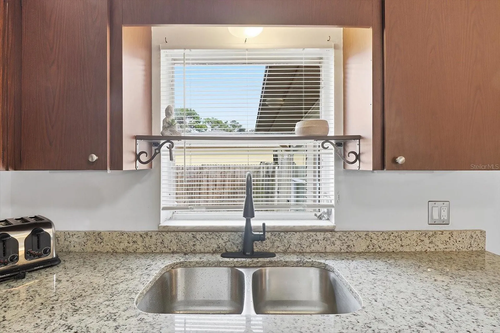 2341 S Whitier Point Homosassa FL 34448