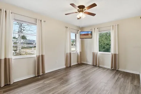 2341 S Whitier Point Homosassa FL 34448