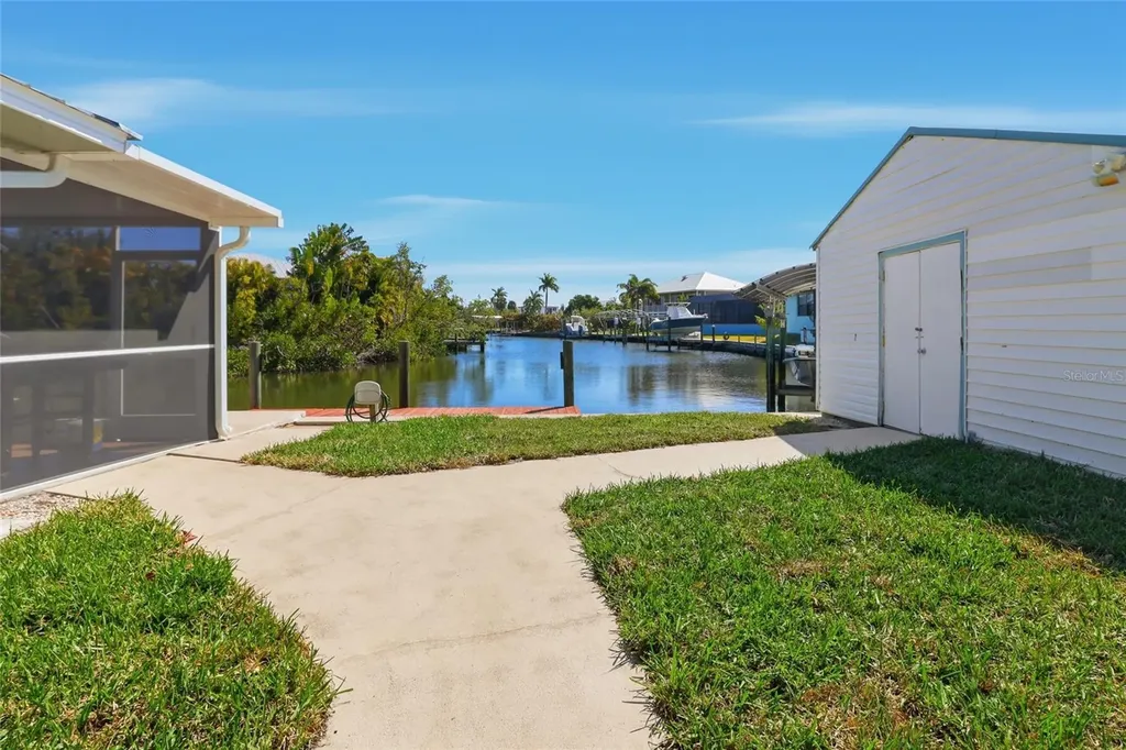 2740 Sanibel Boulevard St James City FL 33956