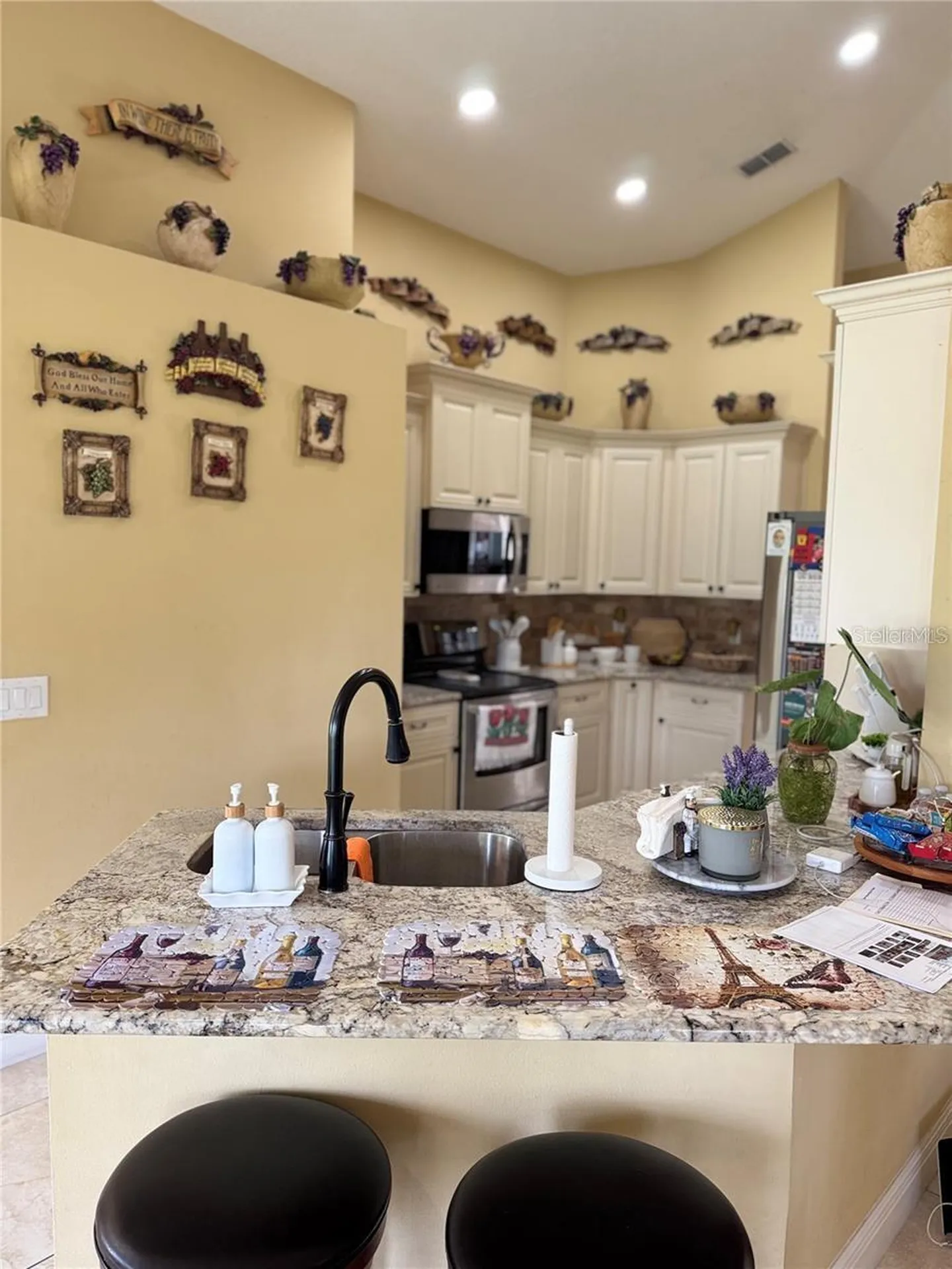 701 White Ivey Court Apopka FL 32712