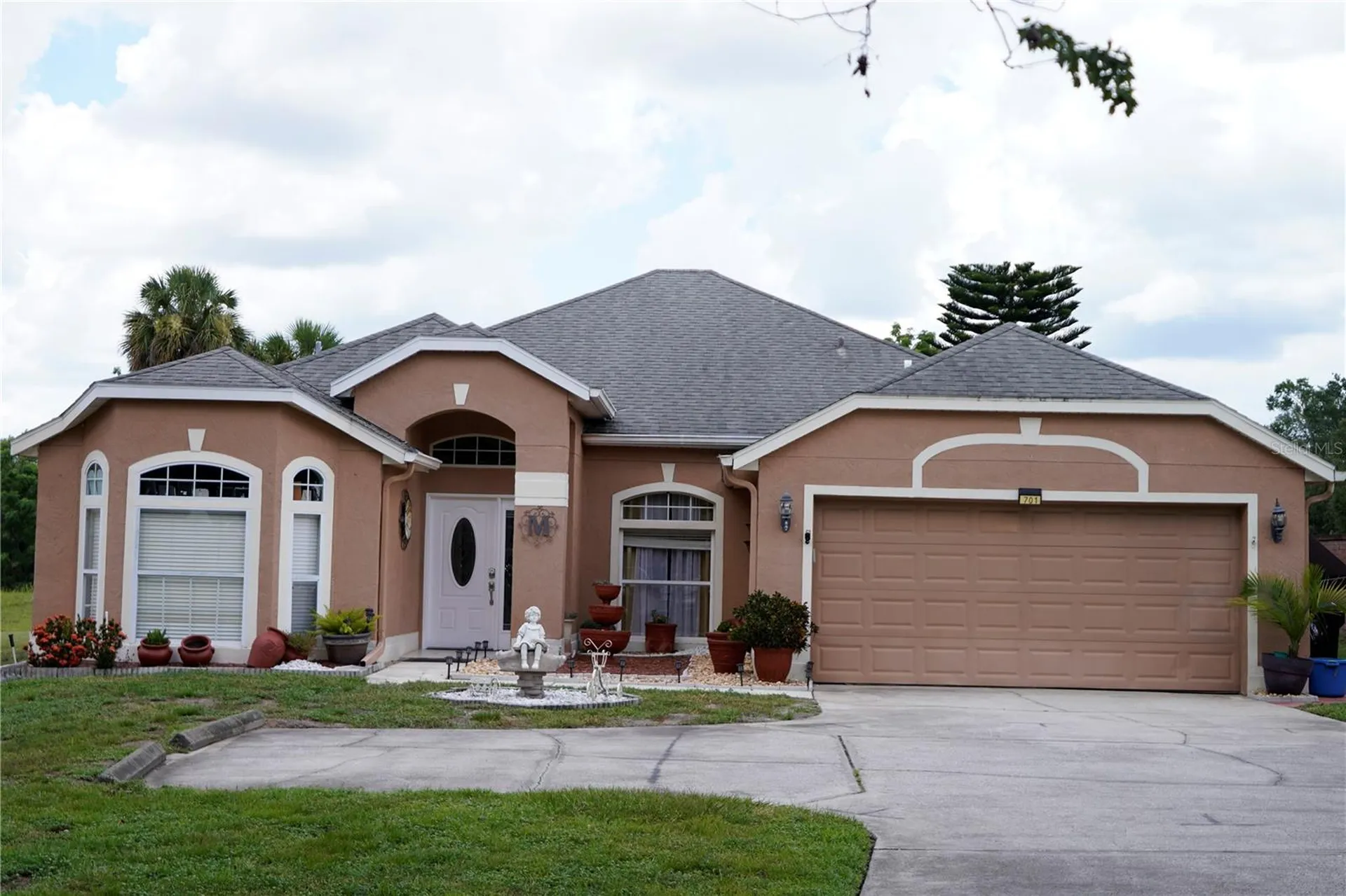 701 White Ivey Court Apopka FL 32712