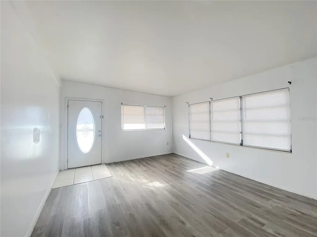 390 16th Street NE Winter Haven FL 33881