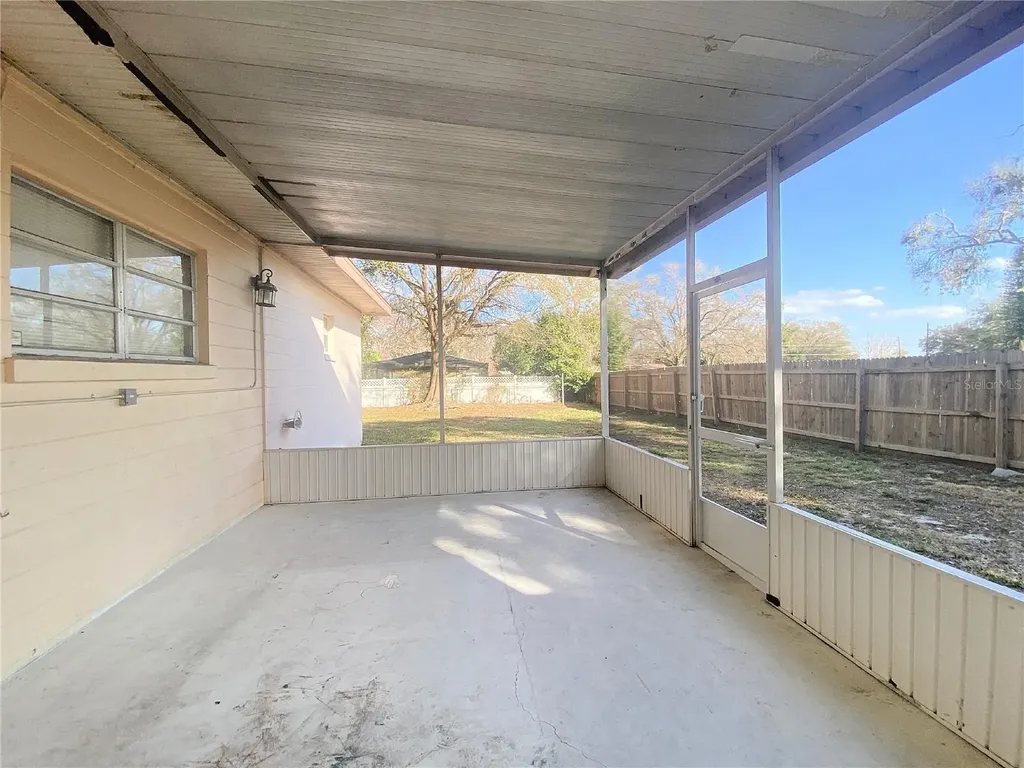 390 16th Street NE Winter Haven FL 33881