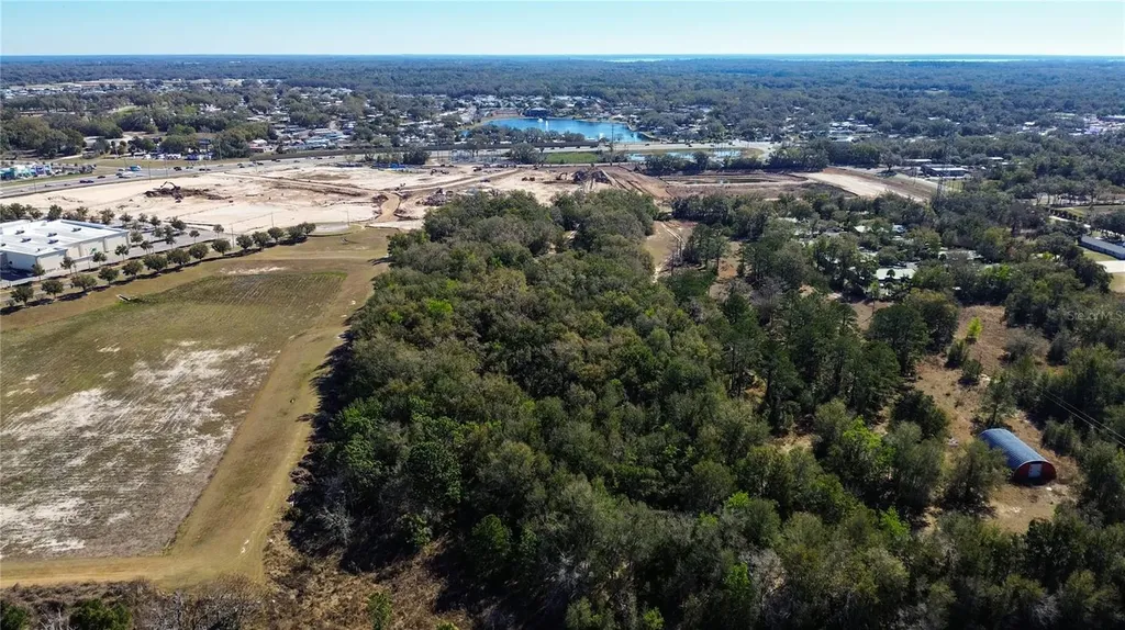 39725 Clay Avenue N Lady Lake FL 32159