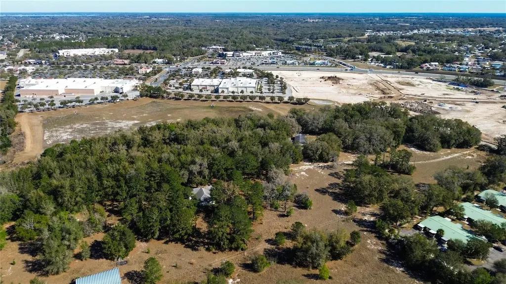 39725 Clay Avenue N Lady Lake FL 32159