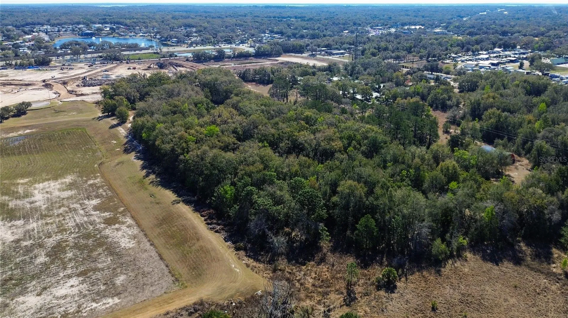 39725 Clay Avenue N Lady Lake FL 32159