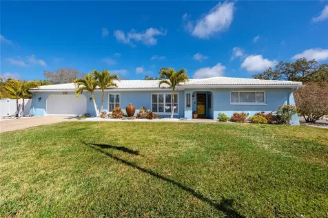 6911 121st Street Seminole FL 33772