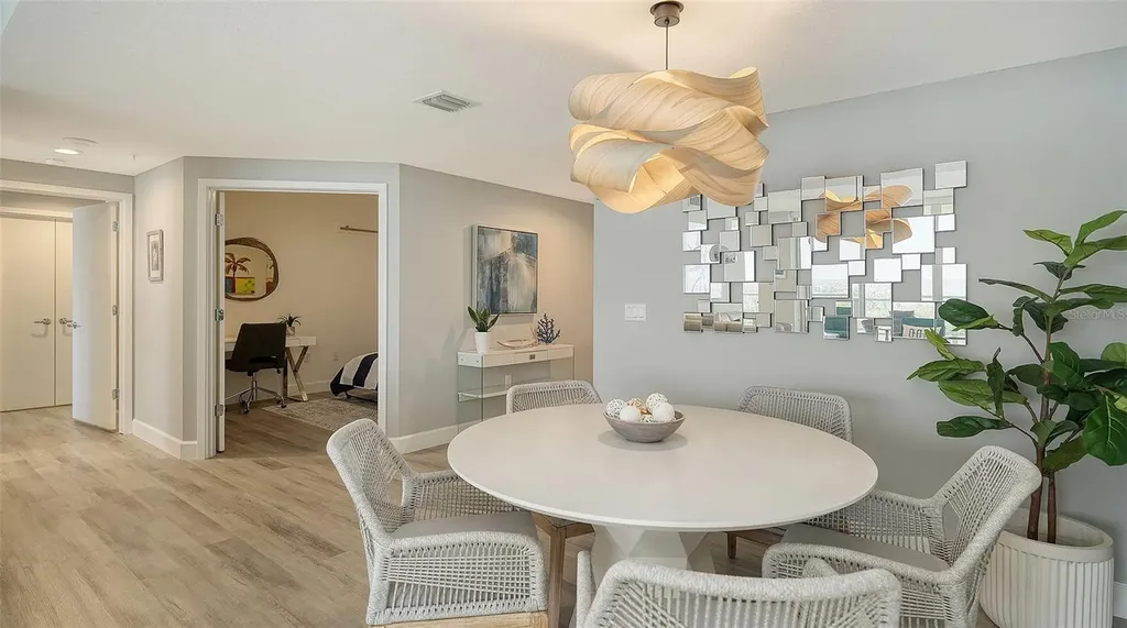 1800 Benjamin Franklin Drive Sarasota FL 34236