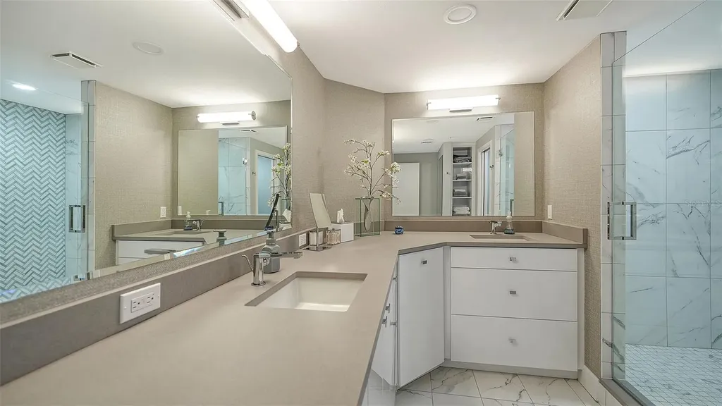 1800 Benjamin Franklin Drive Sarasota FL 34236