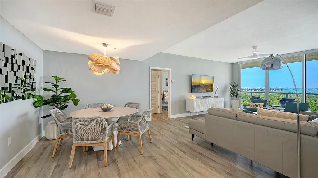 1800 Benjamin Franklin Drive Sarasota FL 34236