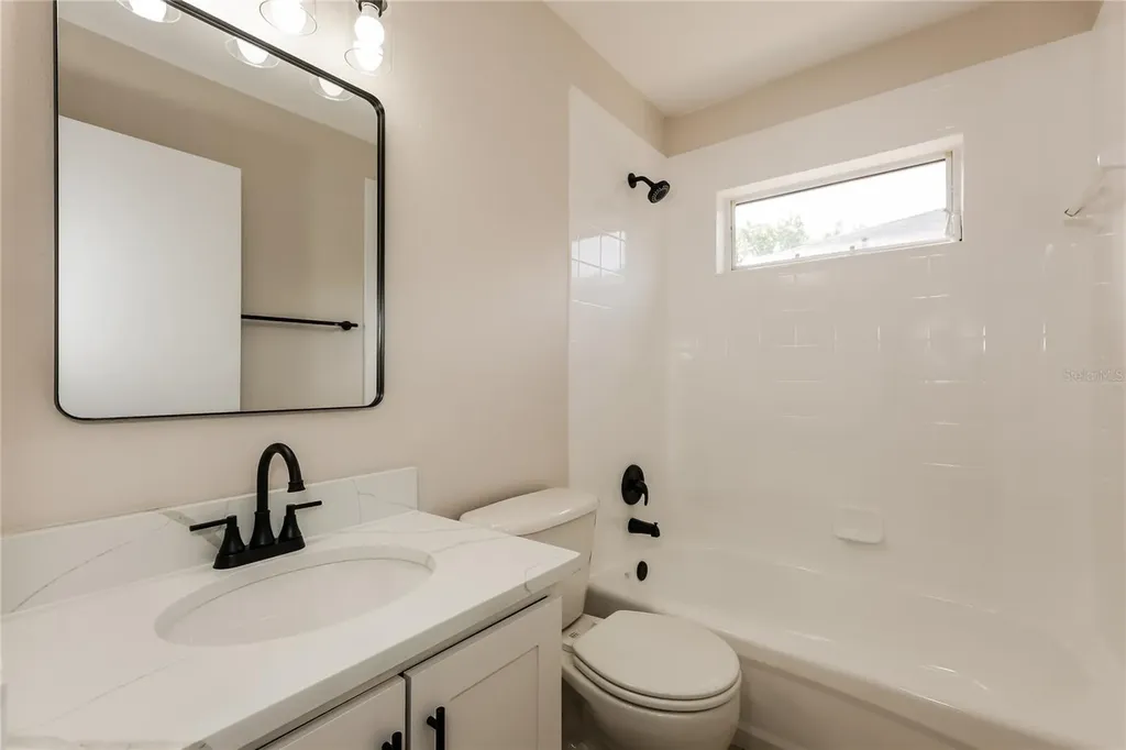 3014 Summer House Drive Valrico FL 33594