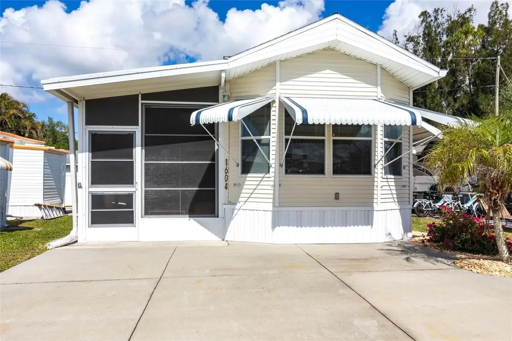 1604 N Manatee Loop Punta Gorda FL 33950