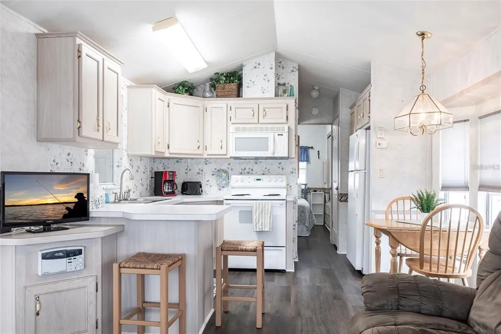 1604 N Manatee Loop Punta Gorda FL 33950