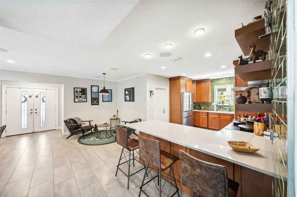 1120 43rd Avenue N St Petersburg FL 33703