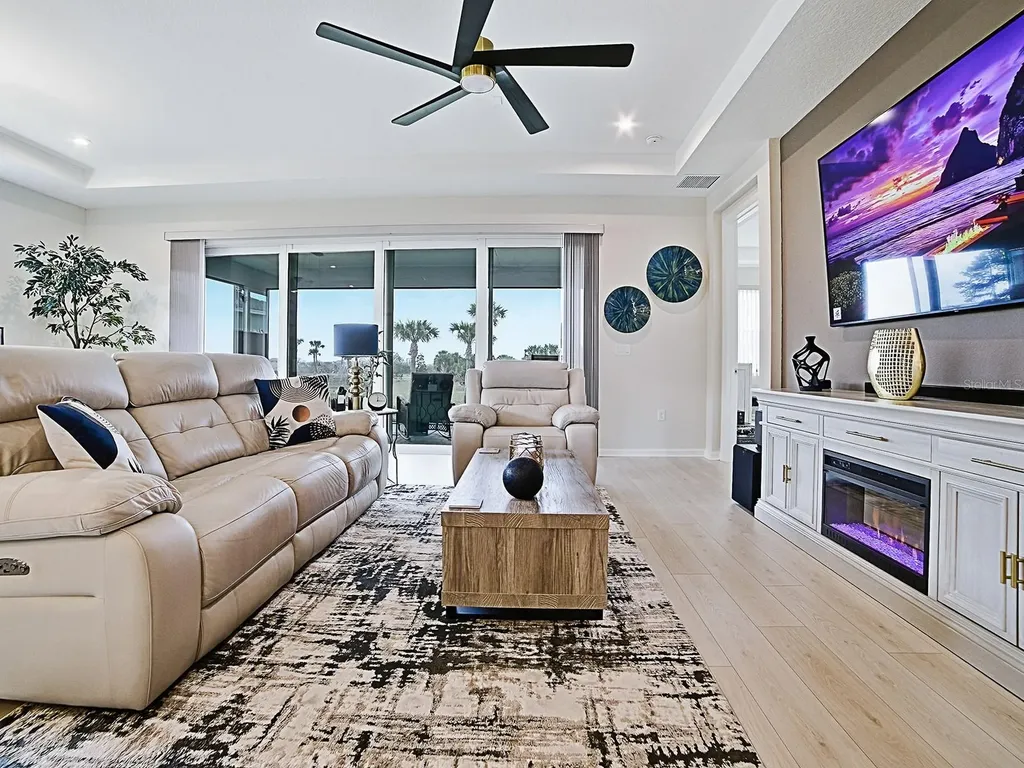 1599 Bellagio Loop Tavares FL 32778