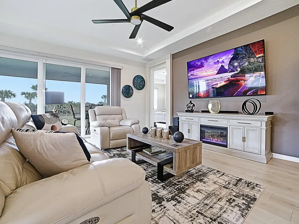 1599 Bellagio Loop Tavares FL 32778