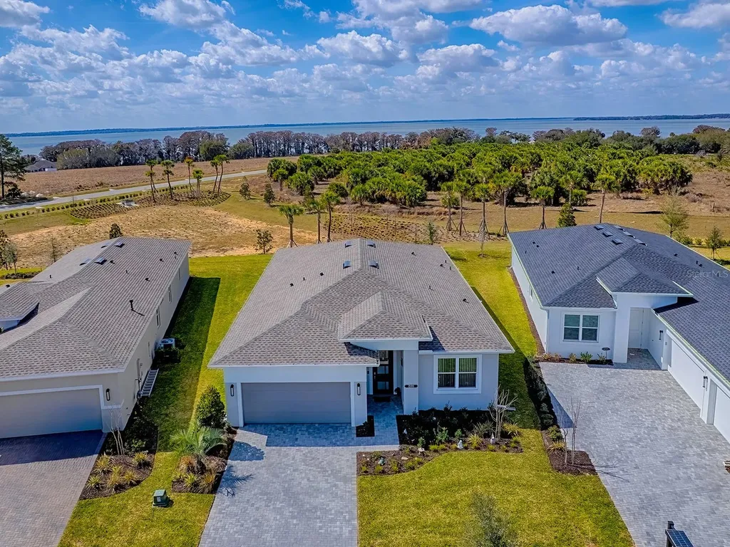 1599 Bellagio Loop Tavares FL 32778