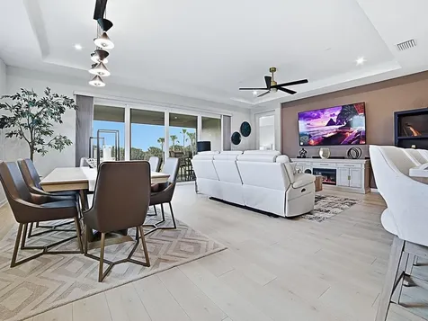 1599 Bellagio Loop Tavares FL 32778
