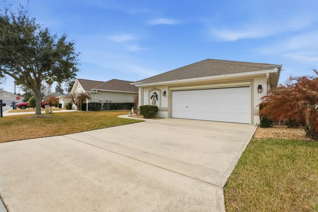 5 Royale Lane Palm Coast FL 32164
