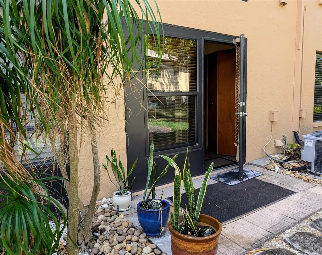 2808 60th Avenue W Bradenton FL 34207