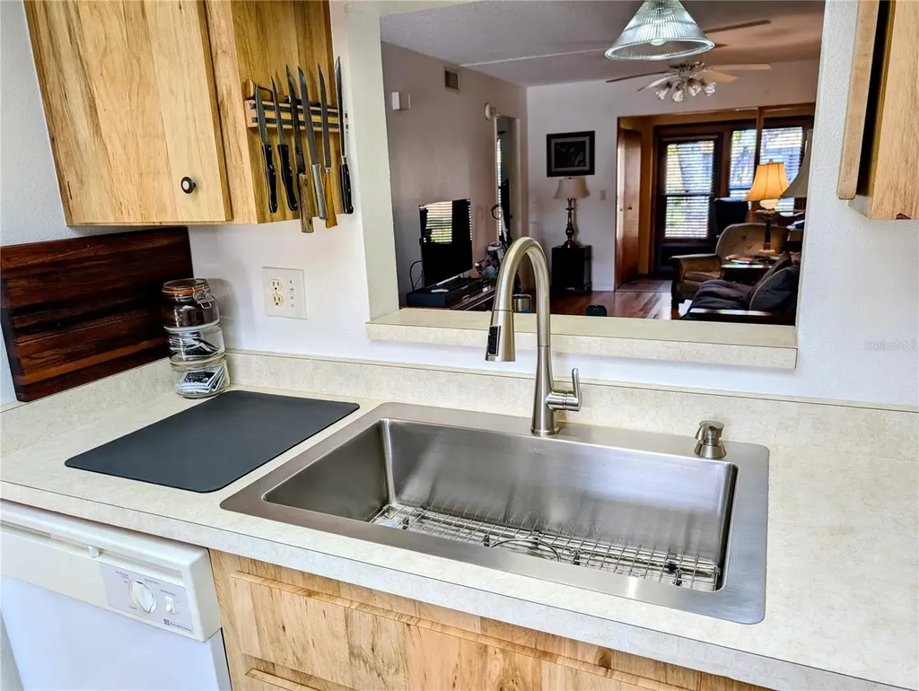 2808 60th Avenue W Bradenton FL 34207