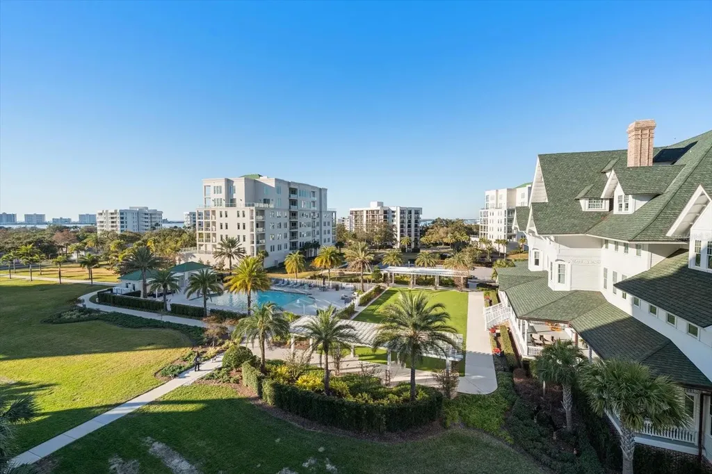 85 Belleview Boulevard Belleair FL 33756