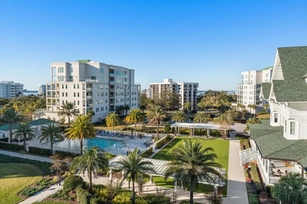 85 Belleview Boulevard Belleair FL 33756