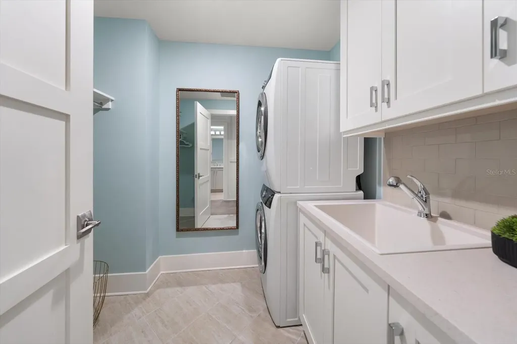 85 Belleview Boulevard Belleair FL 33756