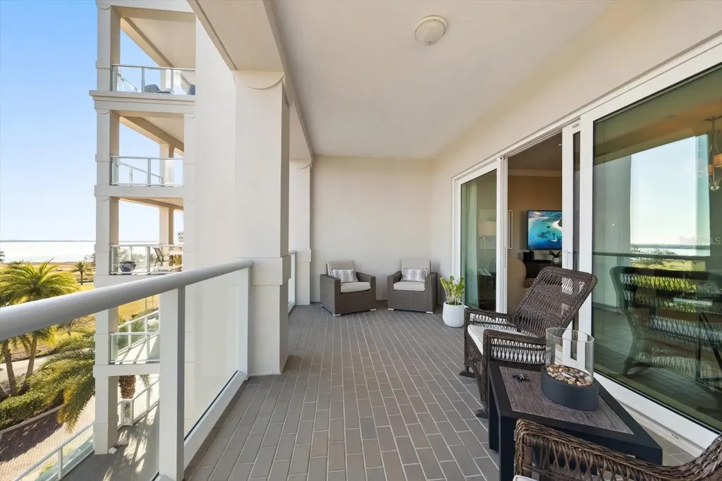 85 Belleview Boulevard Belleair FL 33756