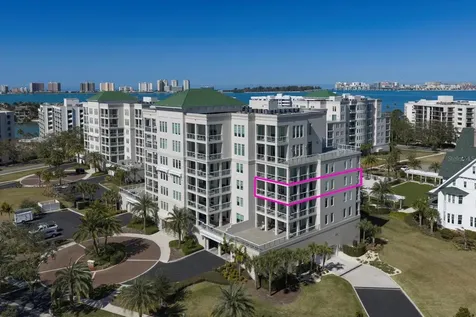 85 Belleview Boulevard Belleair FL 33756