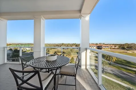 85 Belleview Boulevard Belleair FL 33756