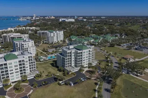 85 Belleview Boulevard Belleair FL 33756