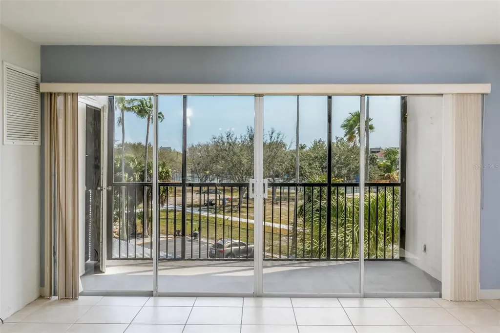 10355 Paradise Boulevard Treasure Island FL 33706
