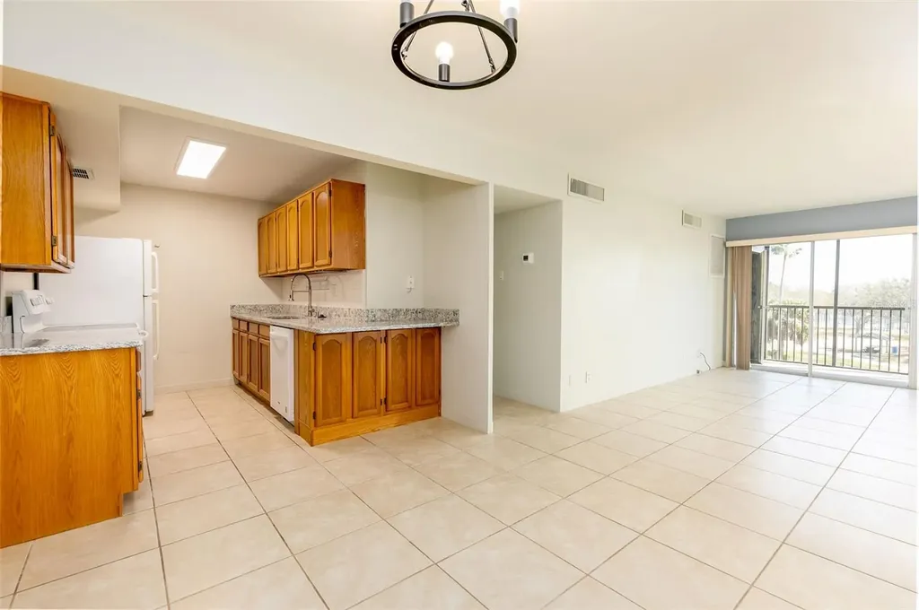 10355 Paradise Boulevard Treasure Island FL 33706