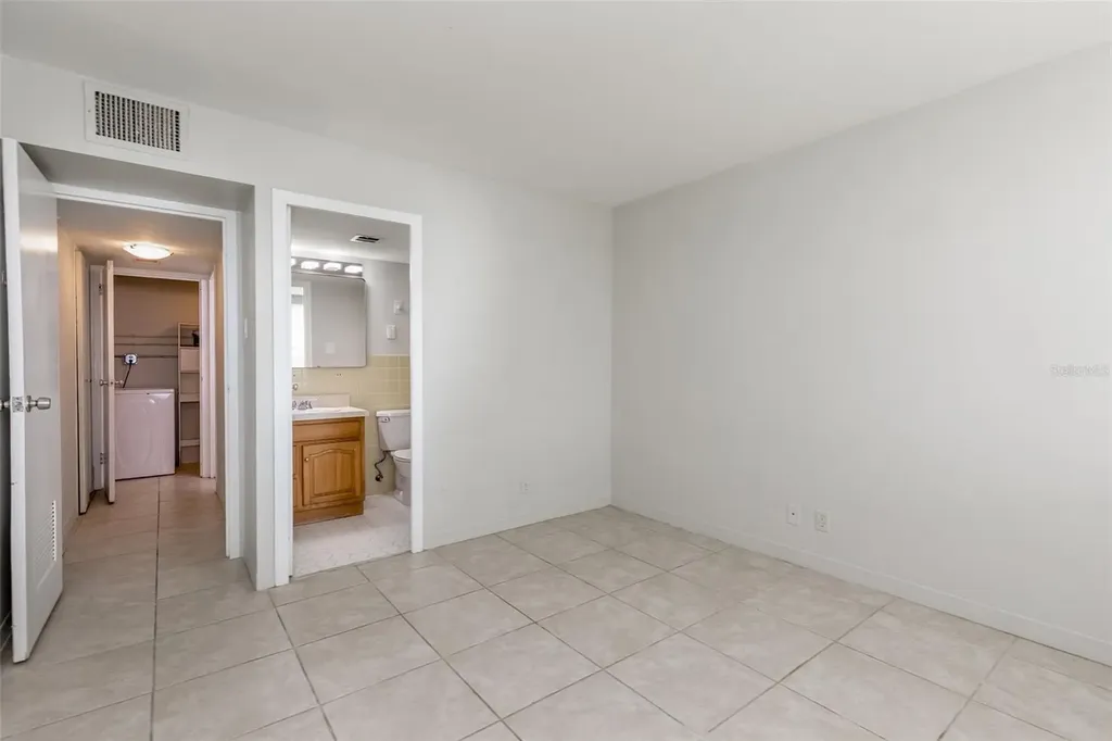 10355 Paradise Boulevard Treasure Island FL 33706