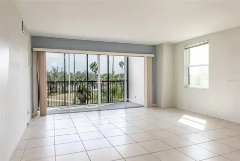 10355 Paradise Boulevard Treasure Island FL 33706